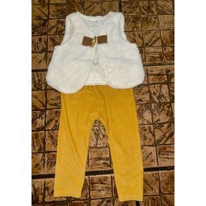 Shabby Chic two piece 12-18‎ month outfit GUC